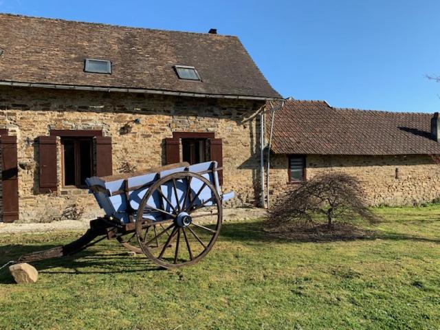 Vila La Petite Ecurie Saint-Yrieix-la-Perche Exteriér fotografie